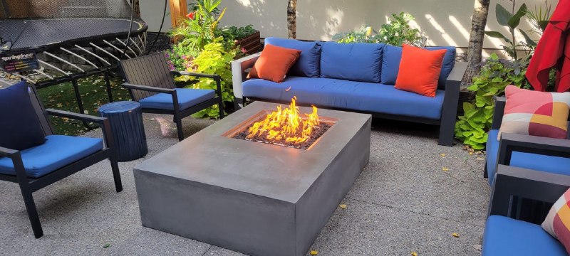 In-ground concrete firepit and bbq